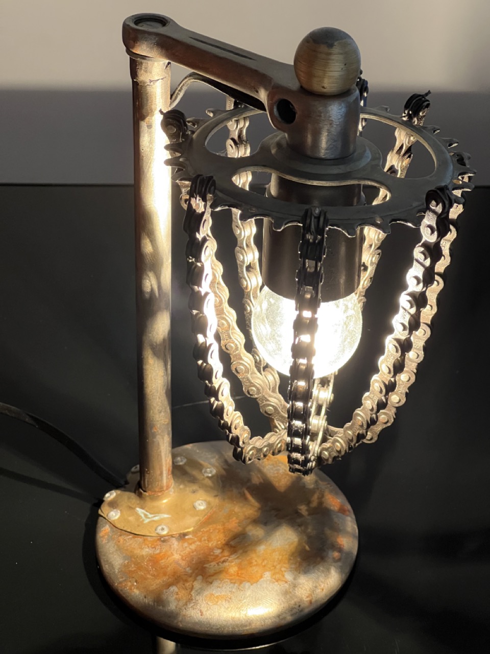 MementoHome_LampadaTavoloCatenaBici1A