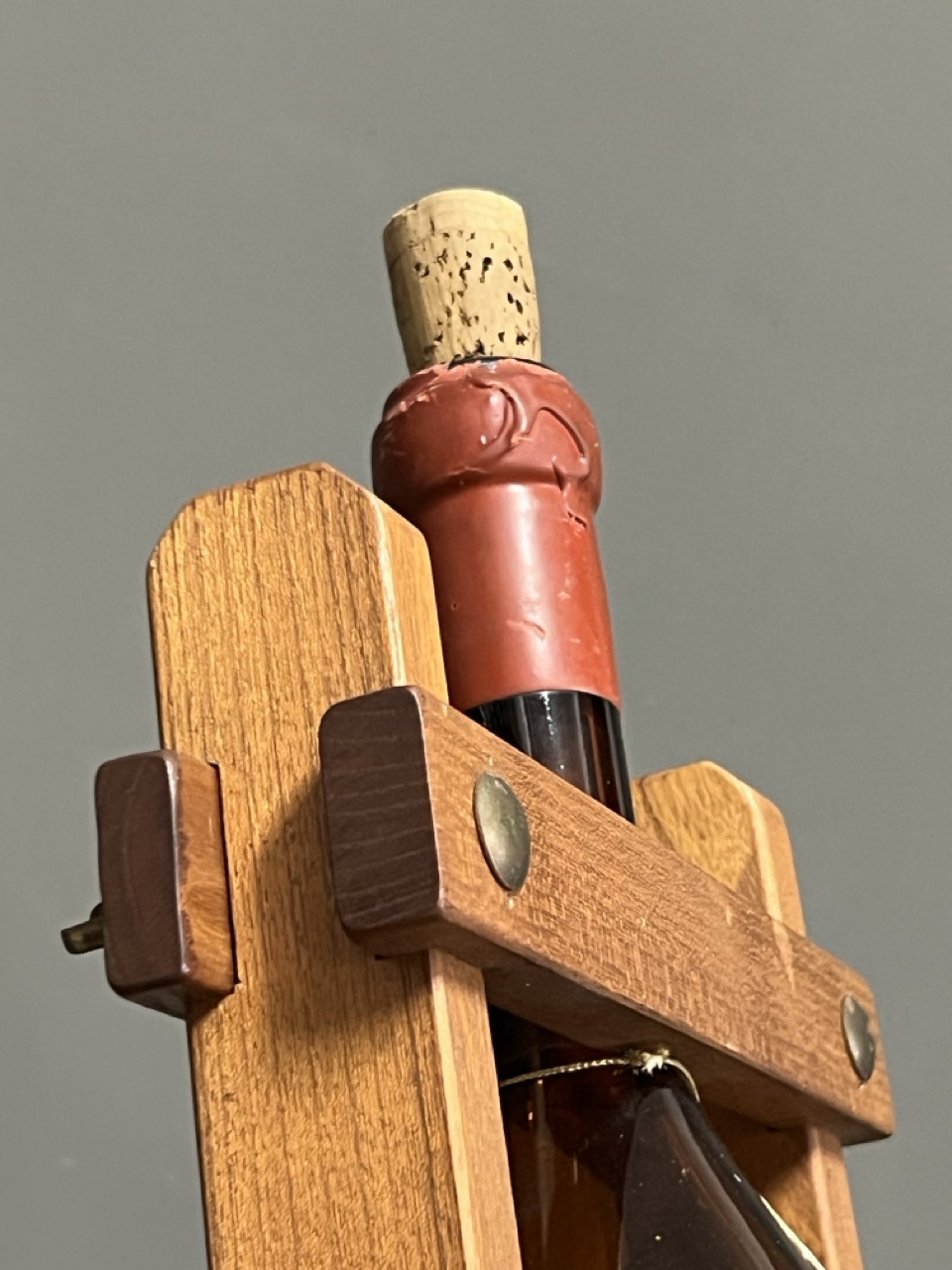 MementoHome_DispenserBottigliaVintage1E
